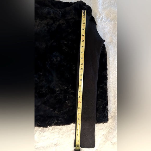 ZARA Faux Fur Long Sleeve Sweater- Sz S - Picture 5 of 8